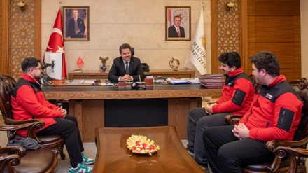 Selçuk Üniversitesi Konrul Racing Team, çalışmalarını Rektör Yılmaz’a Anlattı